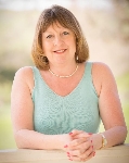 Elaine Betts